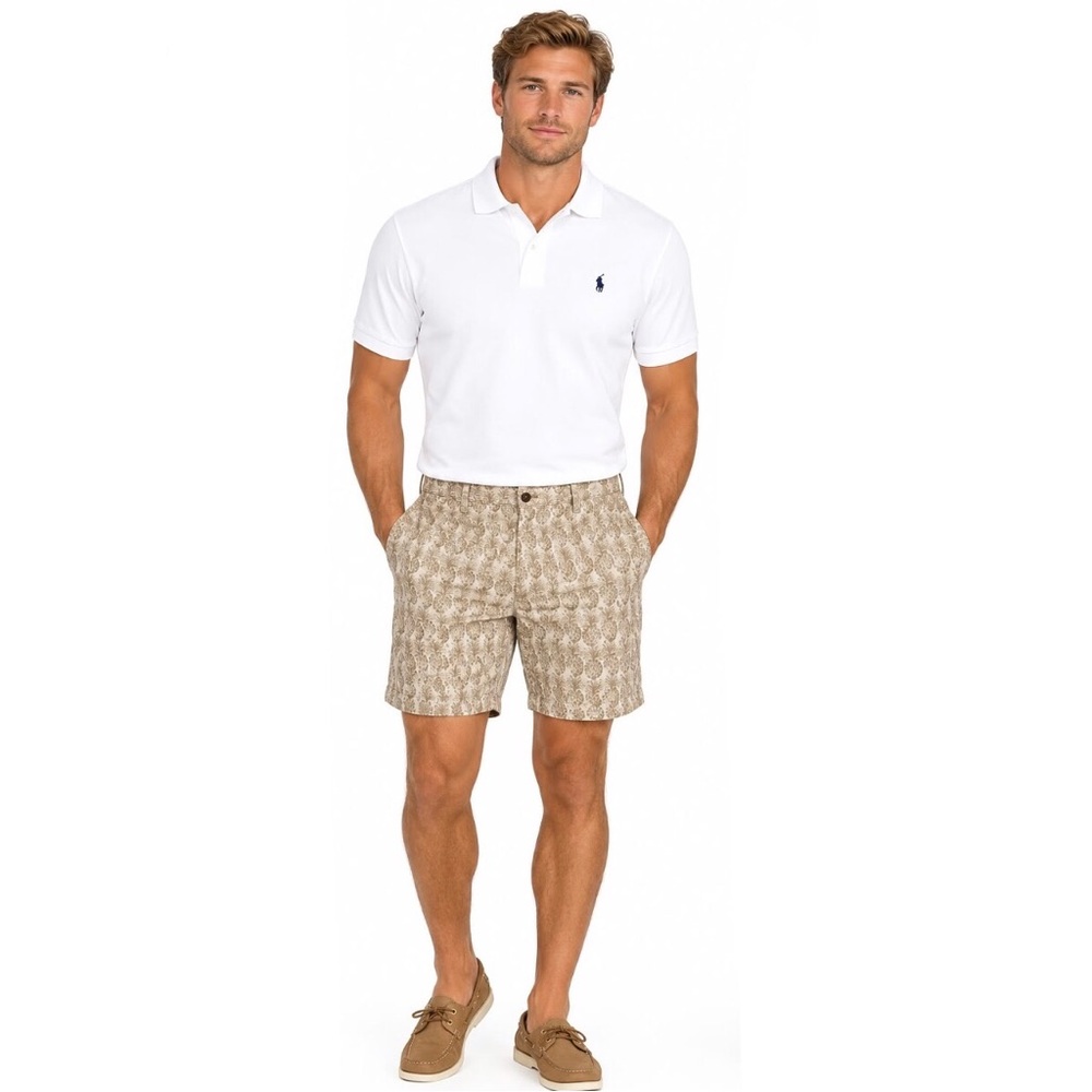 Goodfellow Mens Pineapple Print Flat Front Chino Style Shorts Size 42 X 10.5”